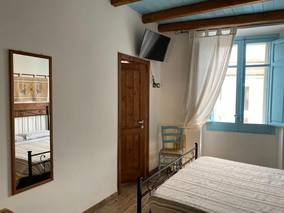 B&B Alba Chiara Oristano Eksteriør bilde